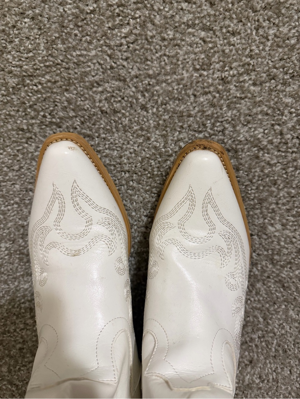 Women’s white synthetic leather boots - Picture 5 of 8